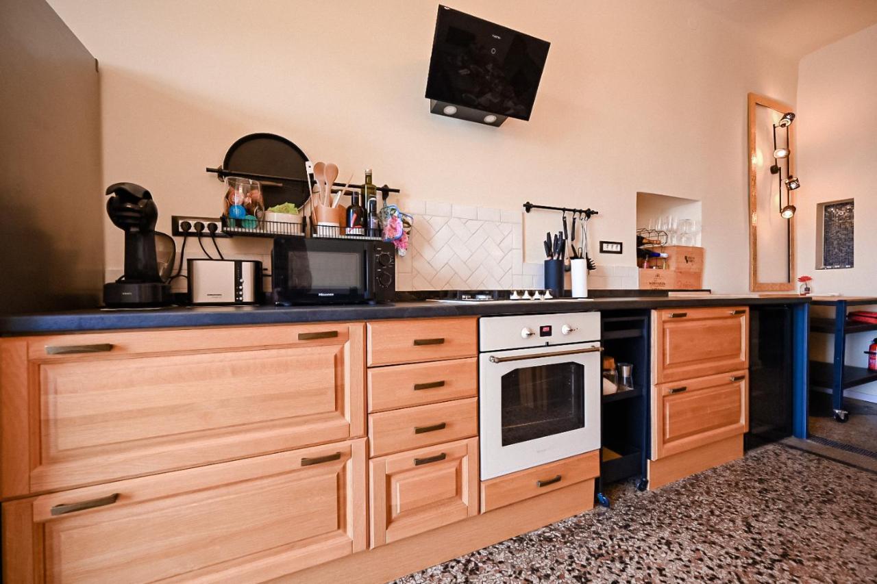 '2R' City Center Holidays And Workstays Rijeka Buitenkant foto