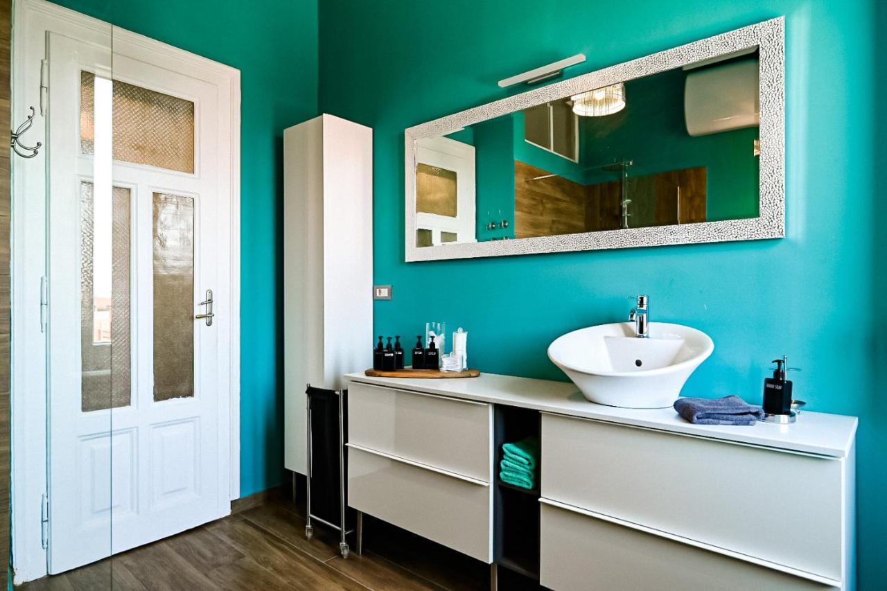 '2R' City Center Holidays And Workstays Rijeka Buitenkant foto